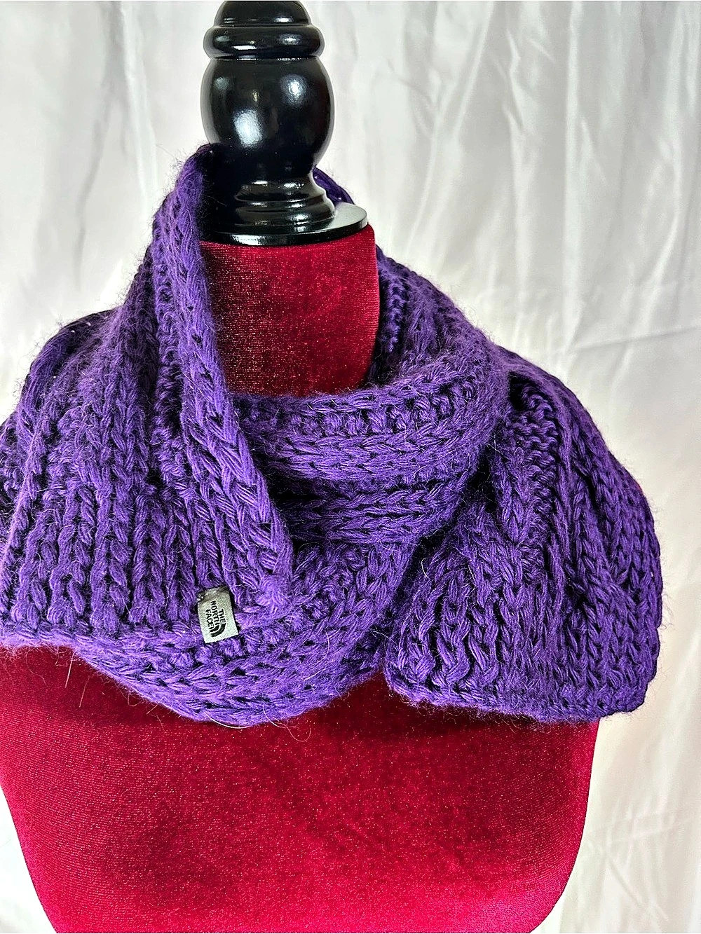 The North Face Chunky Tube Scarf Purple Knit